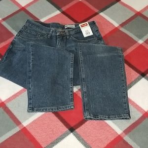 💯 NEW Wrangler Jean's size (30x30)